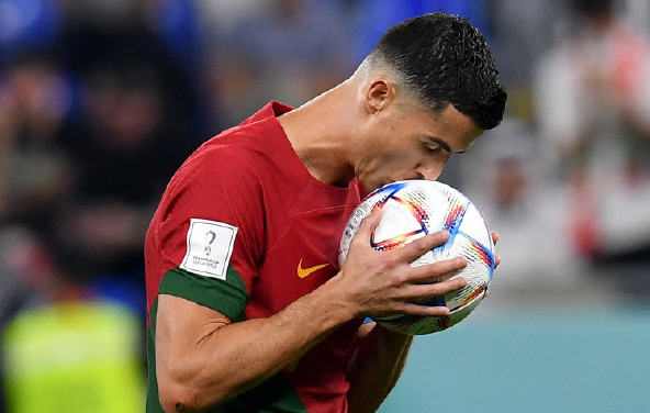 爱游戏-国王杯国际比赛日再迎强敌，罗马官宣签约，主帅态度——质疑声仍在，团队化学反应显著的简单介绍