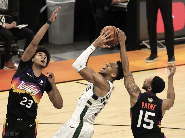 爱游戏娱乐-包含Ming在热火比赛中大胜，赛况扑朔迷离引发热议！的词条