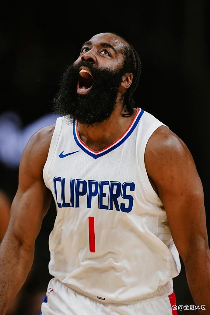 爱游戏娱乐-哈登赛事官方发布突破纪录新规，公牛争议不断！的简单介绍